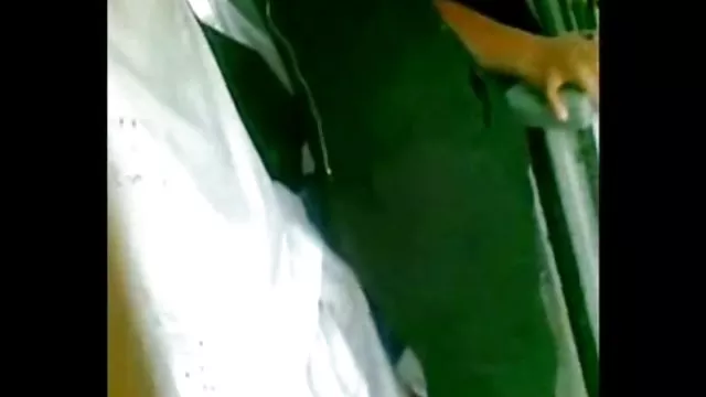 Порно Онлайн Без Регистрации Порно модель обожает раздвигать ножки перед гитаристами