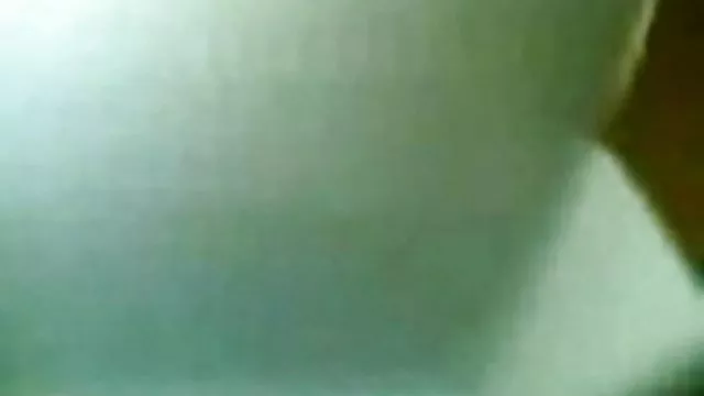 Порно Онлайн Без Регистрации Сладкий стриптиз молодой кокетки с облизываниями